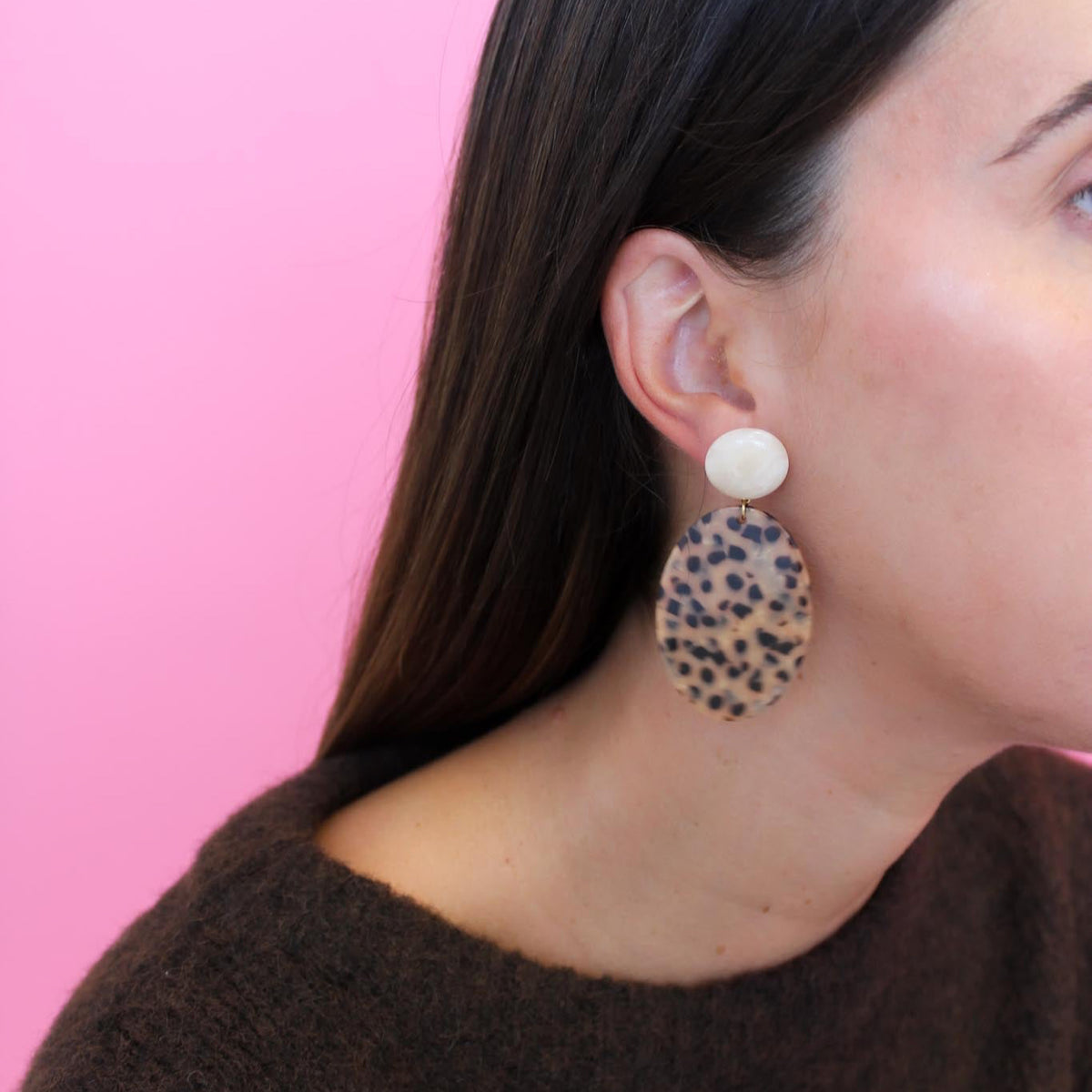 Boucles d’oreilles Ines – Crème  & Léopard